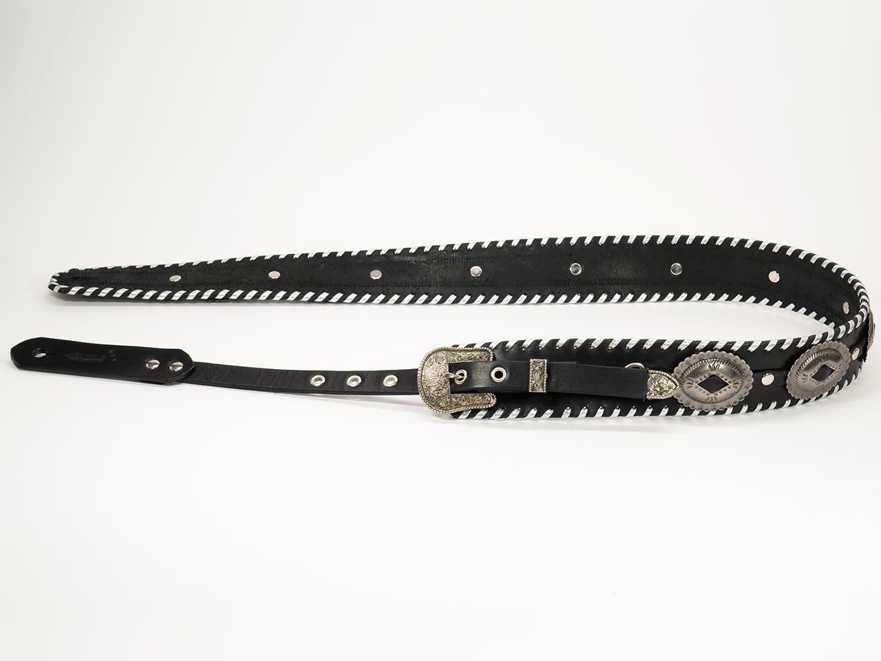 dru whitefeather dd silver lace edge small buckle
