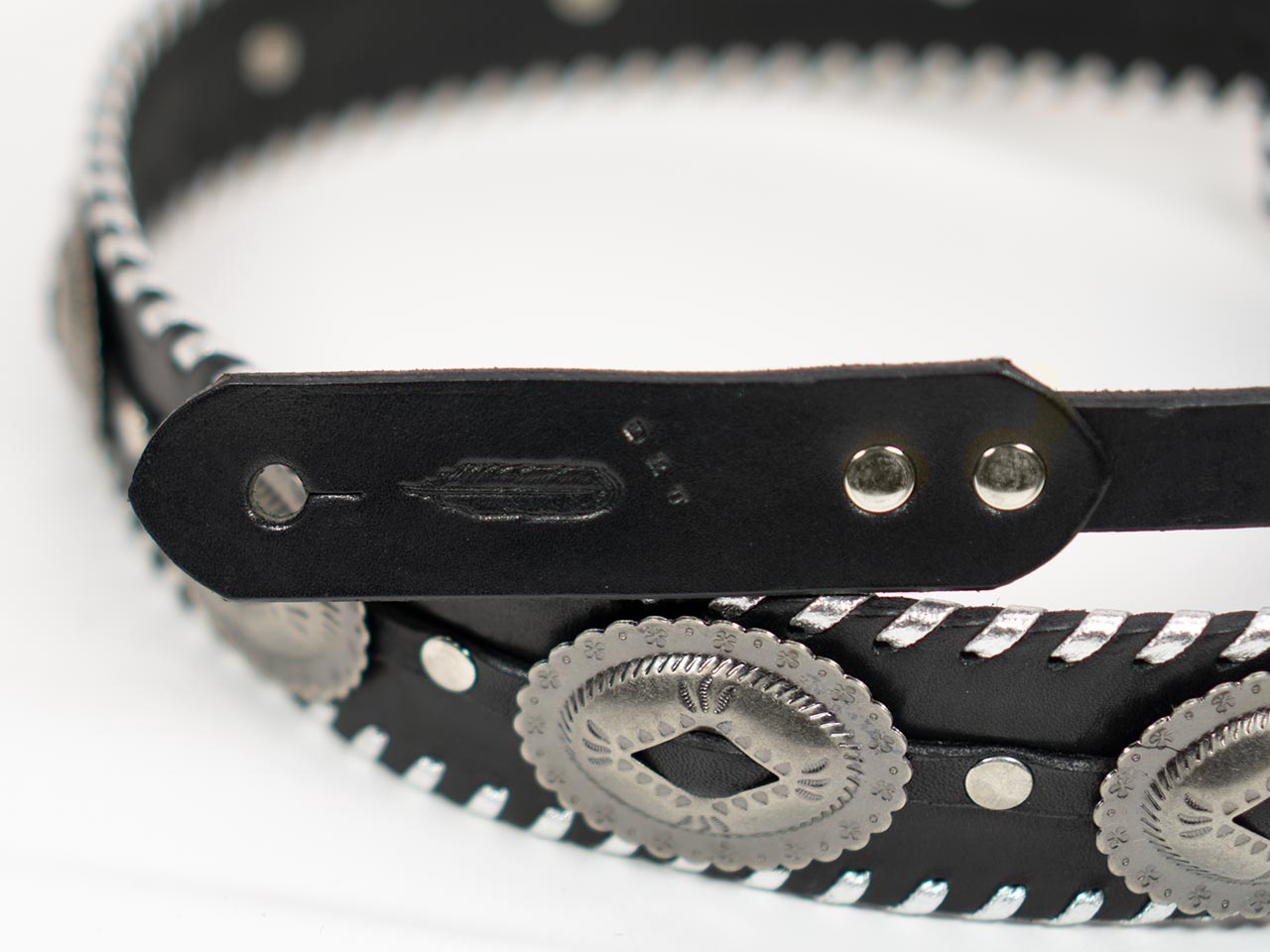 dru whitefeather dd silver lace edge small buckle