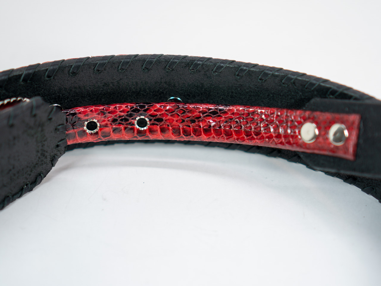 dru whitefeather Q red small large concho shell pattern buckle