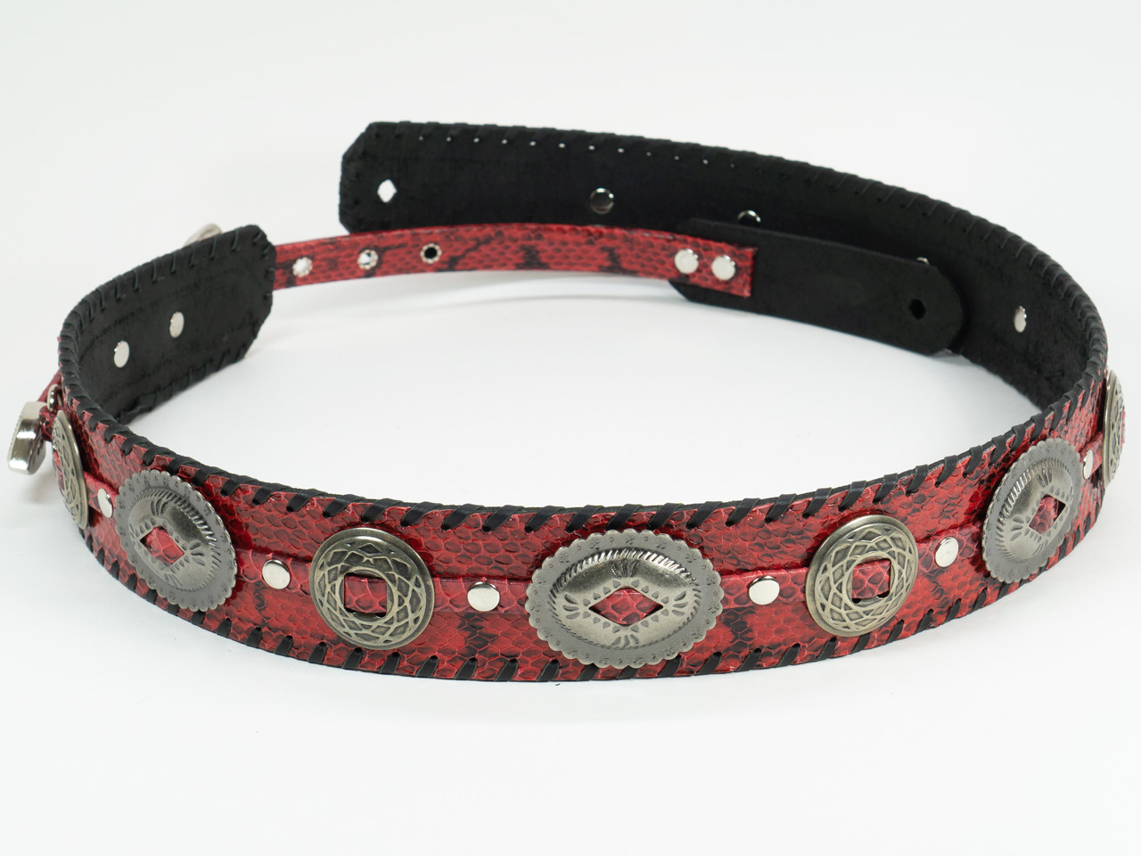 dru whitefeather Q red small large concho