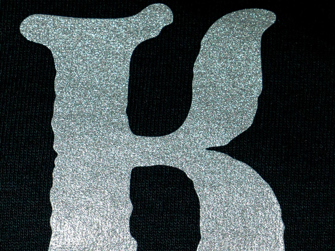 killer guitars t-shirt silver closeup image